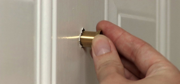 peephole door repair in Oak Park
